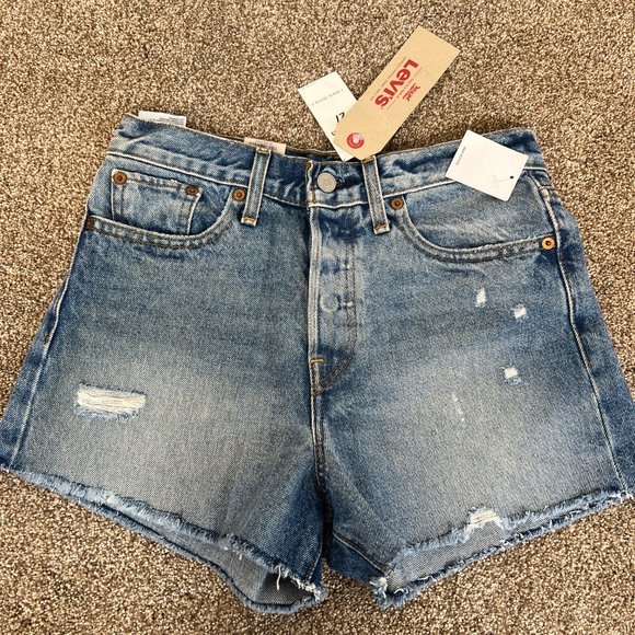 Denim Shorts - LEVI's Wedgie Fit - Picture 2 of 9